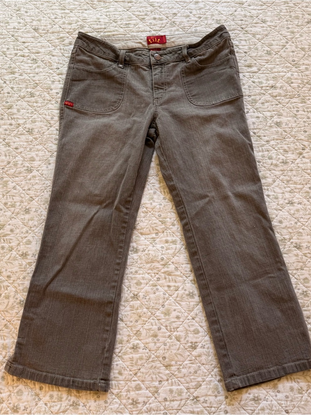 Y2k gray low rise capri pants